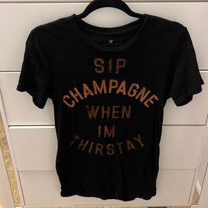 American Eagle graphic tee